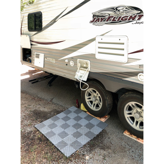 Free Flow Deck Tiles 