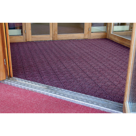 WaterHog Max Tile – In place – Website-550x550w